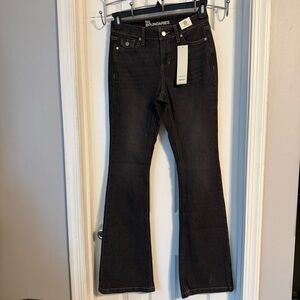 No boundaries women’s jeans